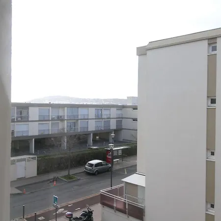 Appartement équipé 2* - Proche Thermes Et Commodités, Exposition Sud - Fr-1-553-80