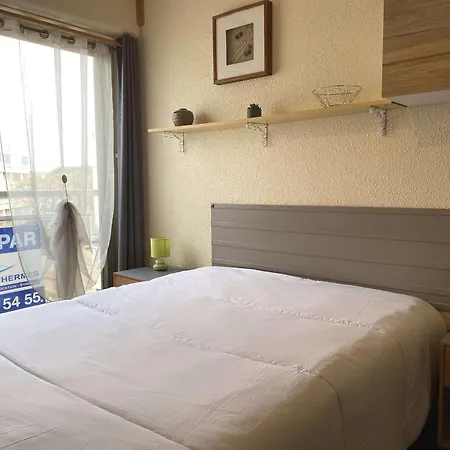 équipé 2* - Proche Thermes Et Commodités, Exposition Sud - Fr-1-553-80